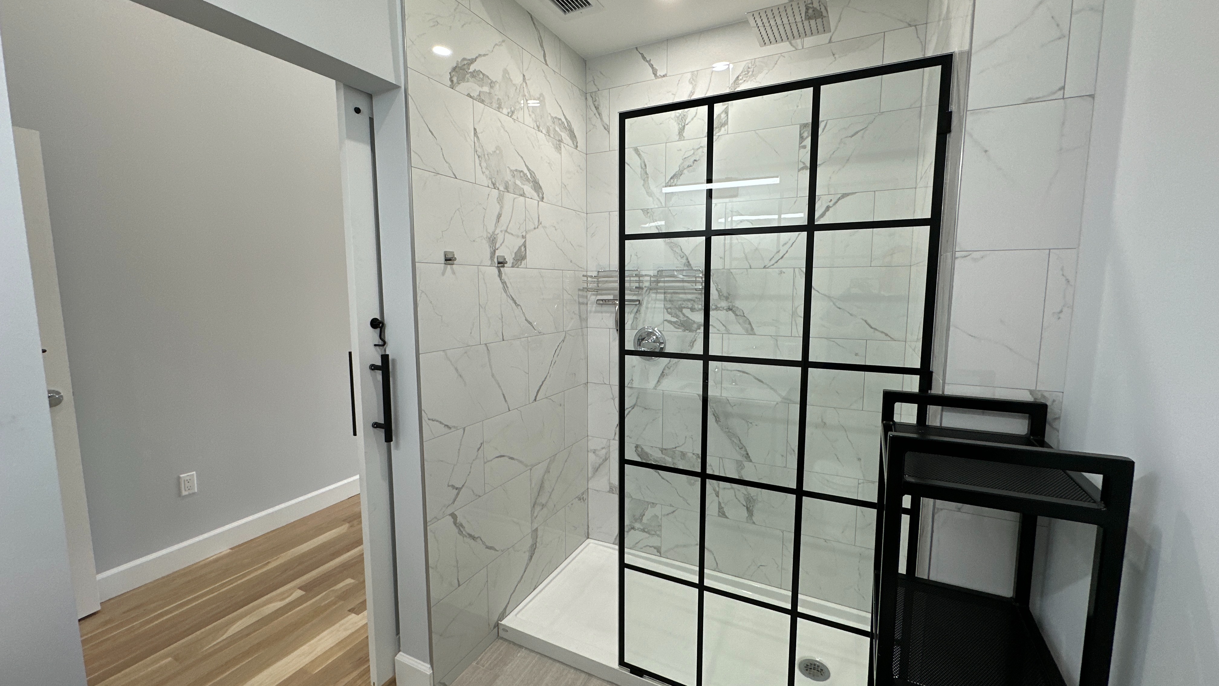 Unit 102 1016 Sq. Ft. The Nailling Luxury Apartments in Union City, TN